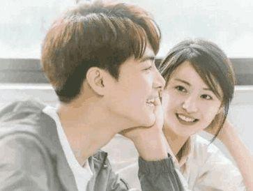 圈内爆料郑爽李易峰,娱乐圈新恋情引发热议！”